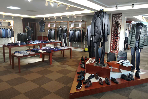  洛茲服飾2018內(nèi)部訂購(gòu)火熱進(jìn)行中